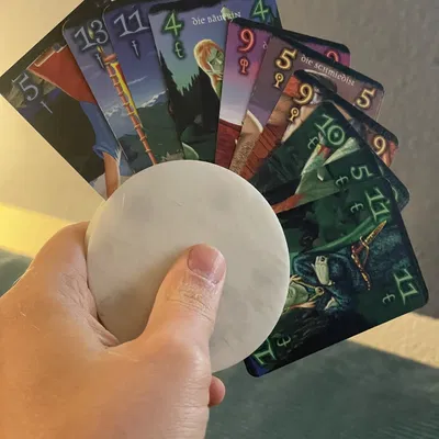 Giá đỡ bài bài chơi với khóa từ tính