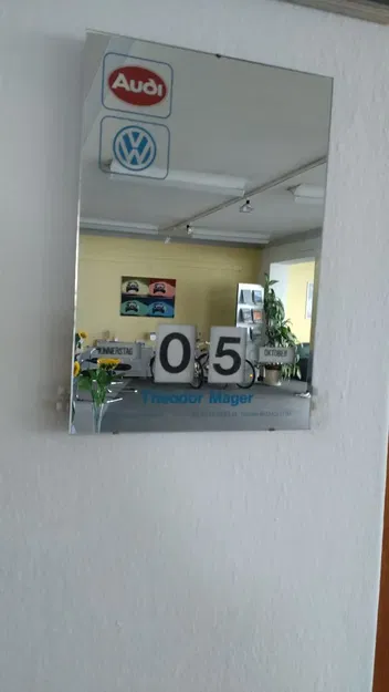 Bánh xe thay thế cho lịch treo tường cổ điển - Image 5