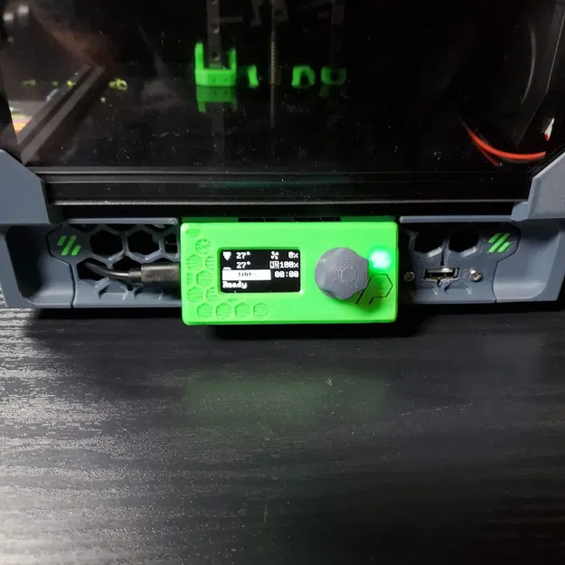 Tấm chắn trước bên phải Voron 0.2r1 với cổng USB - Image 3