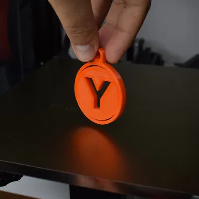 Móc chìa khóa xoay tùy chỉnh cho bạn bè