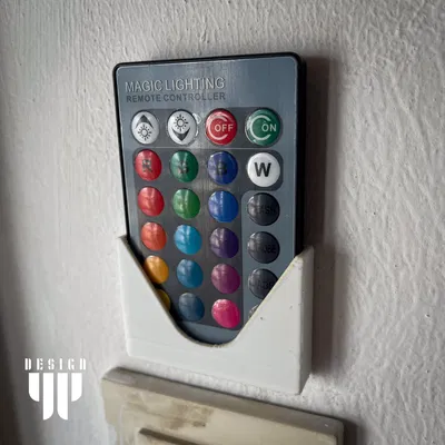 Giá đỡ điều khiển LED gắn tường dễ in và đơn giản