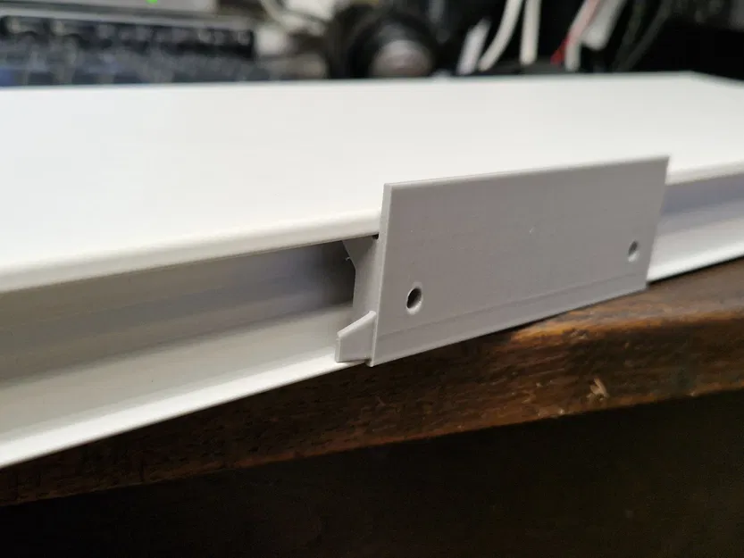 Giá treo đèn LED Ikea GODMORGON gắn trần - Image 1