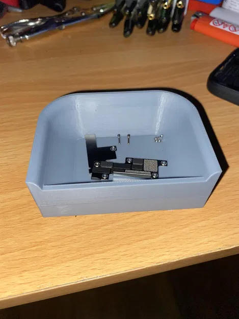 Giá đỡ linh kiện nhỏ có nam châm - Image 1