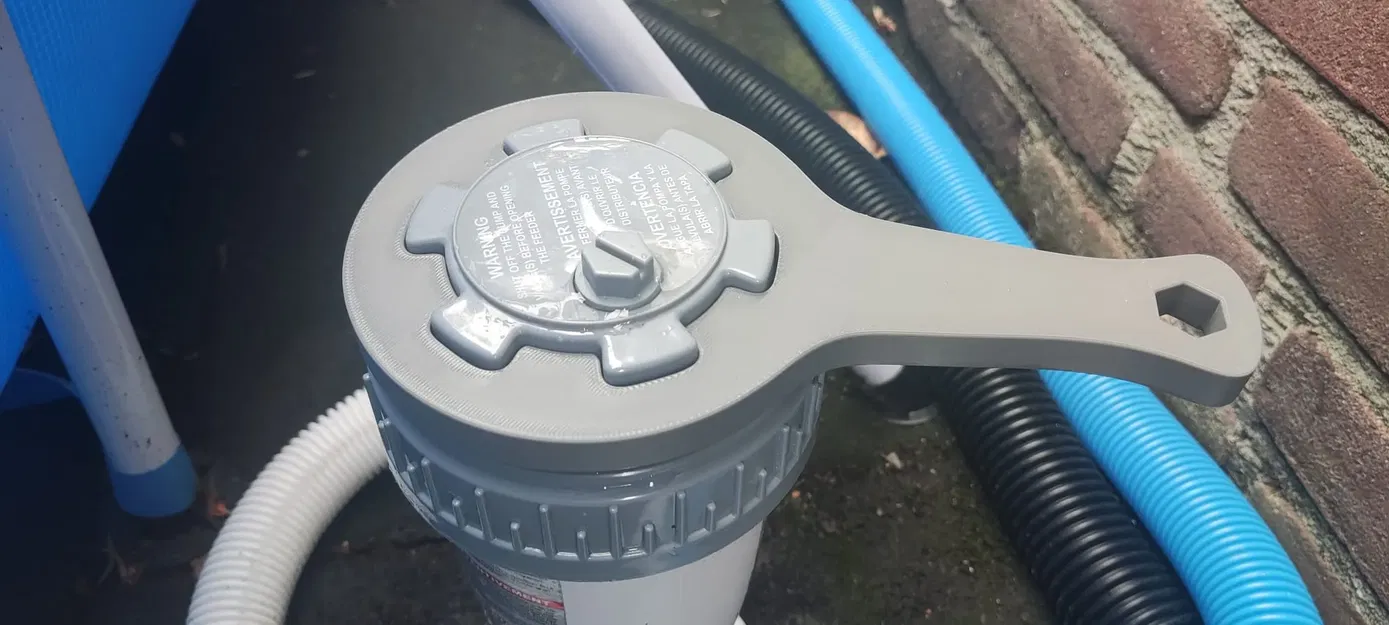 Mở nắp cho bộ phân phối clo Kokido ngoài trời - Image 1