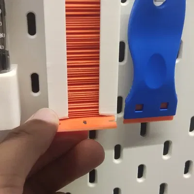 Máy phân phát lưỡi dao nhựa cho bảng treo IKEA Skadis