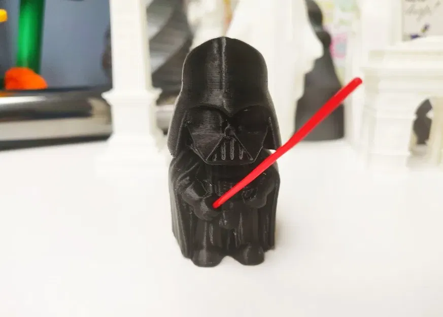Mini Darth Vader với kiếm ánh sáng filament 1.75mm - Image 1