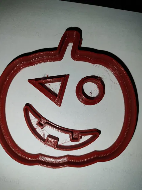 Bộ khuôn bánh quy bí ngô Halloween với nhiều kiểu mặt khác nhau - Image 3