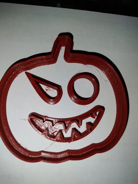 Bộ khuôn bánh quy bí ngô Halloween với nhiều kiểu mặt khác nhau - Image 7