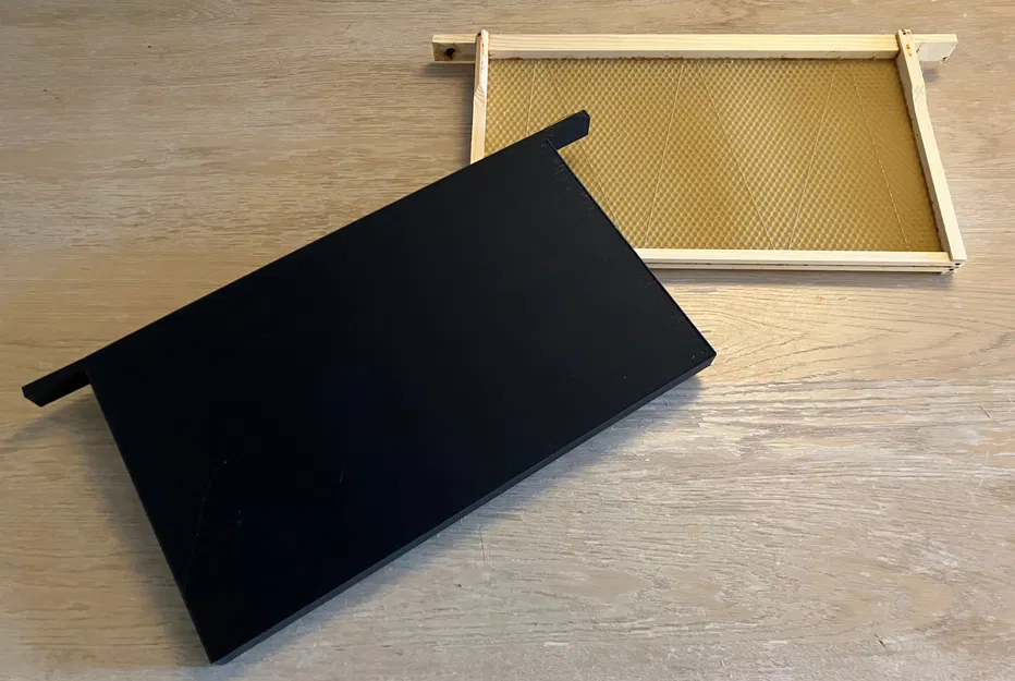 Bảng giả cho tổ ong National tiêu chuẩn Anh - Image 1