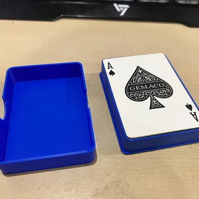 Hộp đựng bài tiêu chuẩn cho bộ bài chơi