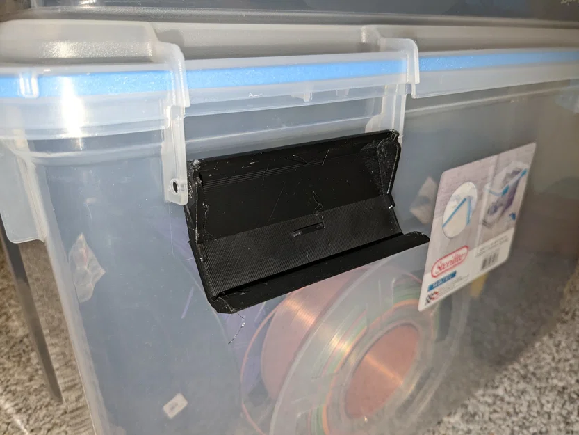 Nắp chốt thay thế cho hộp đệm Sterilite 54qt (2022) - Image 2