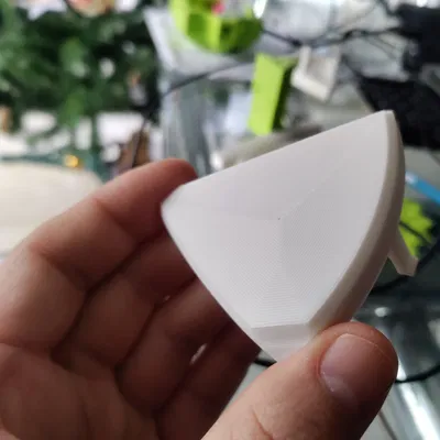 Nút xả nước toilet Friatec thay thế cho hệ thống âm tường