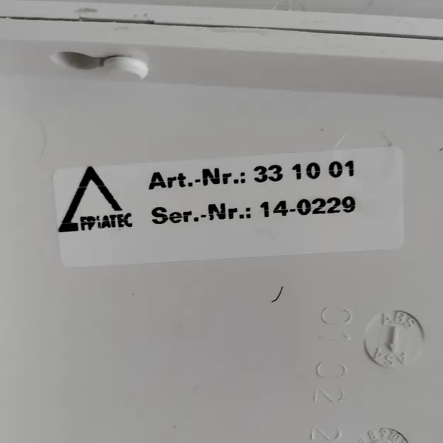 Nút xả nước toilet Friatec thay thế cho hệ thống âm tường - Image 2