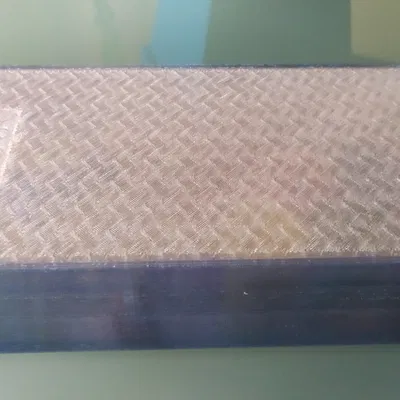 Hộp đơn giản với nắp trượt để lưu trữ đồ vật