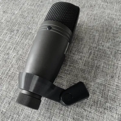 Giá đỡ micro t.bone SC-300 chống xoắn vặn