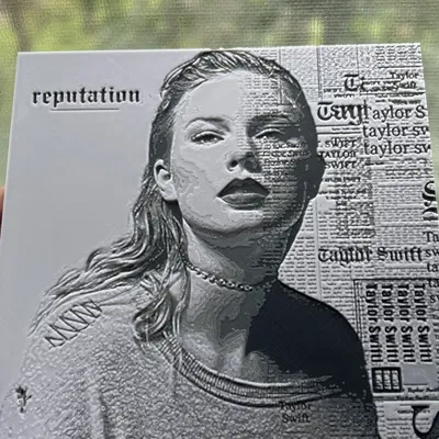 Bìa album Reputation của Taylor Swift với thiết kế độc đáo