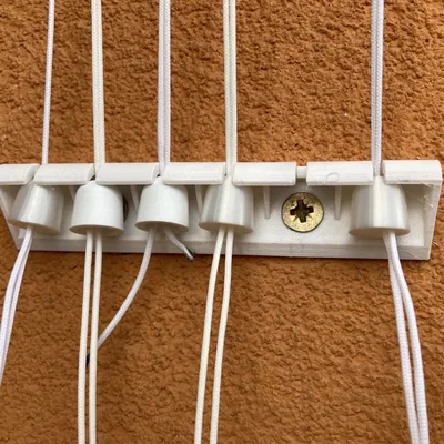 Giá đỡ dây cho máy sấy quần áo treo trần