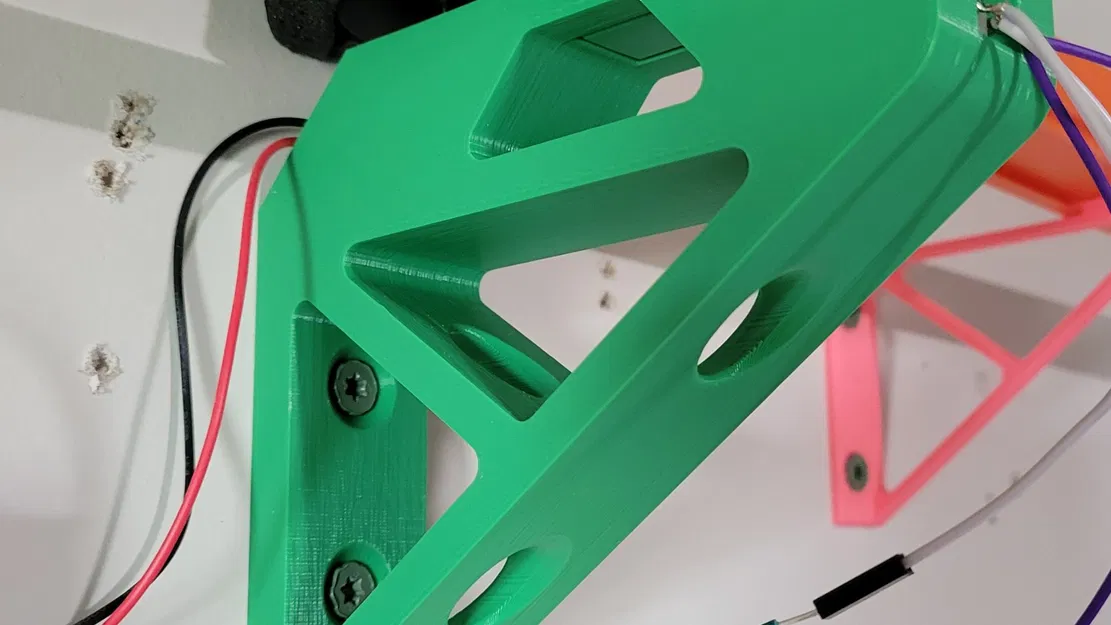 Bộ tăng tốc gắn tường cho đường đua Hot Wheels - Image 3