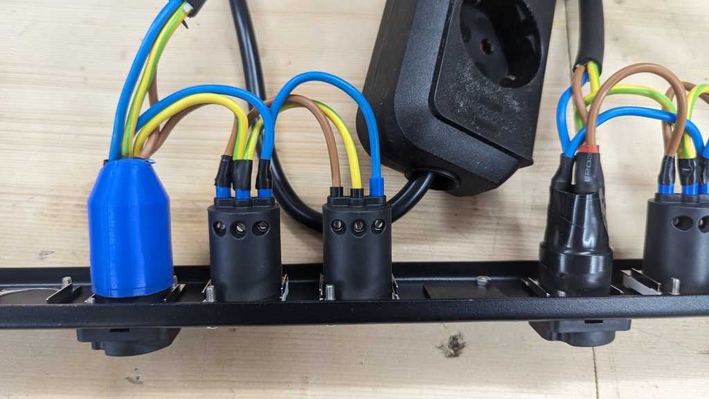 Nắp đậy Neutrik SCDR cho in 3D tại nhà - Image 2