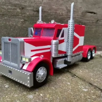 Xe tải Peterbilt chi tiết với rơ moóc tùy chỉnh