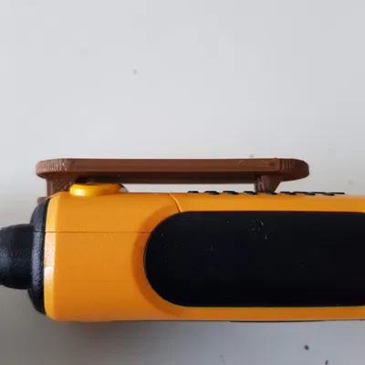 Kẹp thắt lưng cho bộ đàm Motorola T80 Extreme