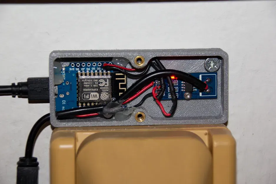 Vỏ WeMos D1 Mini với không gian cho cảm biến dòng ACS712 - Image 1