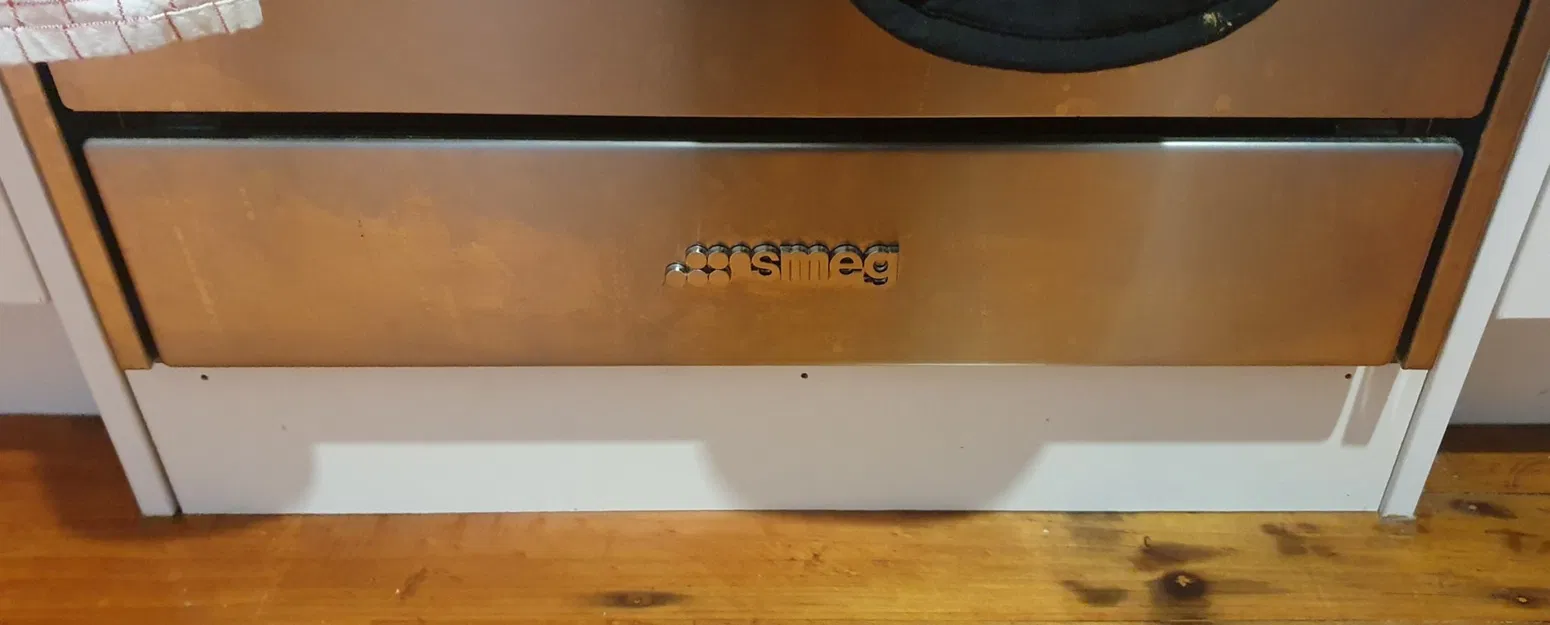 Giá đỡ kickboard cho lò nướng Smeg in 3D - Image 3