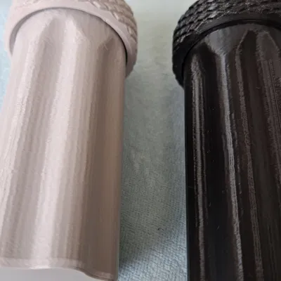 Chứa đồ dùng cho bật lửa, thuốc lá và điếu thuốc