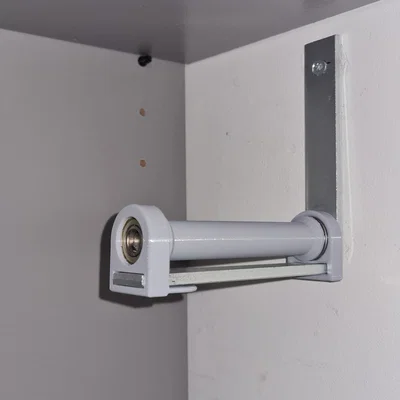 Giá đỡ cuộn filament gắn tường với giá đỡ góc
