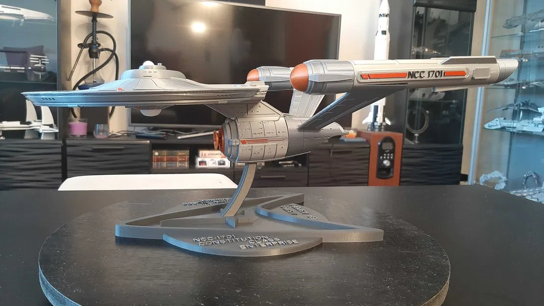Mô hình tàu NCC-1701 Enterprise - Constitution Class từ Star Trek - Image 3
