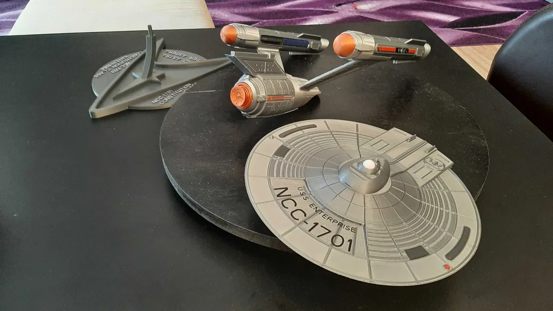 Mô hình tàu NCC-1701 Enterprise - Constitution Class từ Star Trek - Image 7