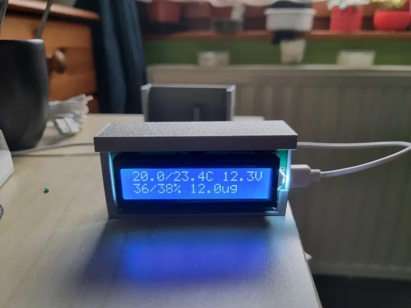 Vỏ đơn giản cho LCD1602 và ESP8266 D1 mini - Image 1