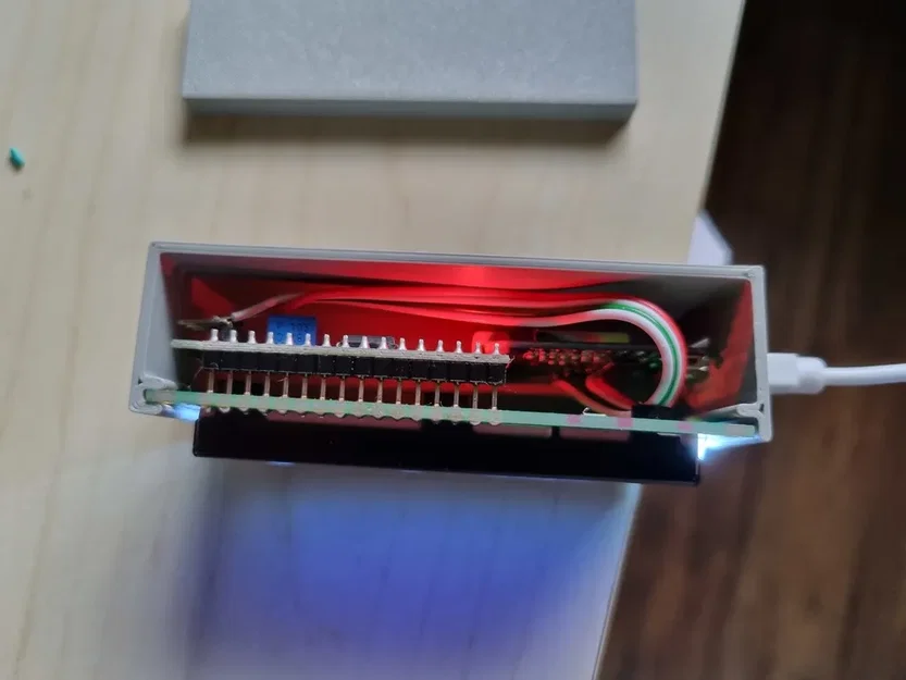 Vỏ đơn giản cho LCD1602 và ESP8266 D1 mini - Image 2