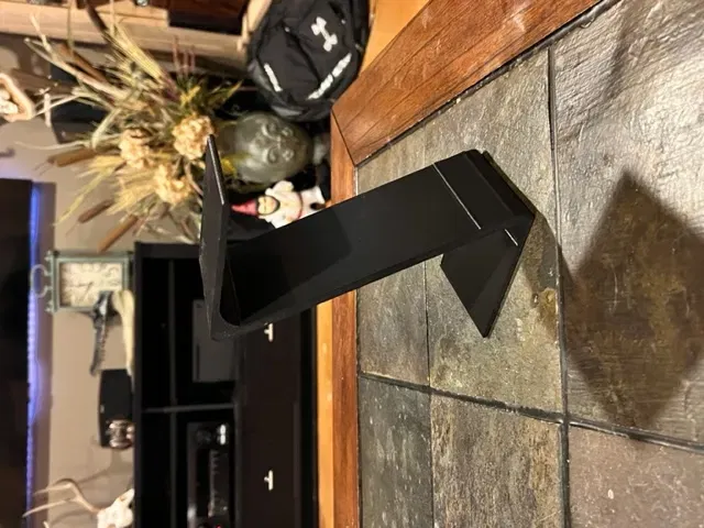 Giá đỡ trưng bày mũ bóng chày tự chế - Image 3