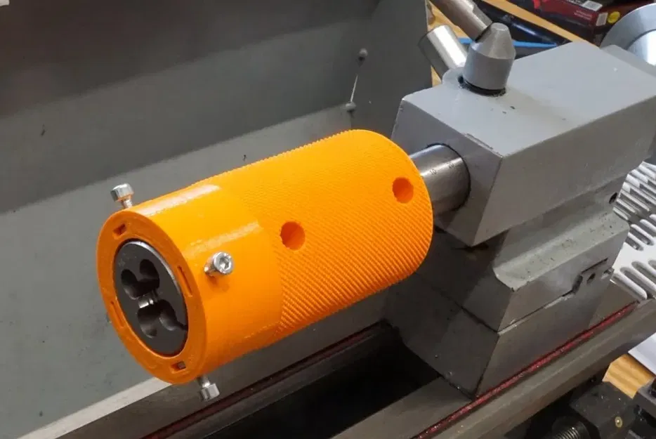 Giá đỡ khuôn đuôi máy tiện parametric 38mm - Image 1