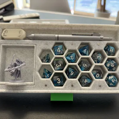 Khe từ tính cho nhân vật mini an toàn trong trò chơi