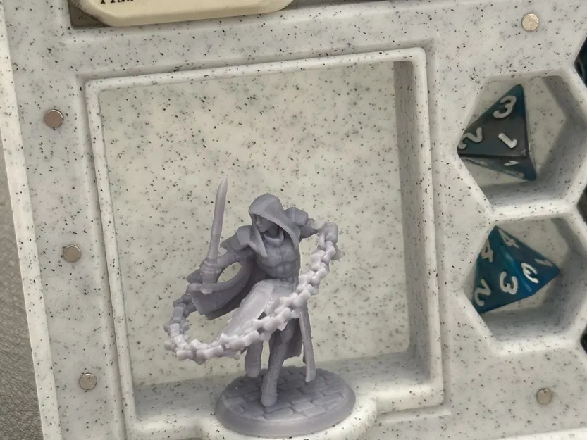 Khe từ tính cho nhân vật mini an toàn trong trò chơi - Image 2