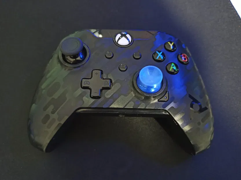 Thay thế cần điều khiển Xbox One PDP - Image 1