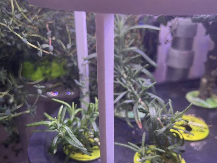 Giá đỡ cho mô hình Aerogarden Bounty có thể chồng lên nhau - Image 1