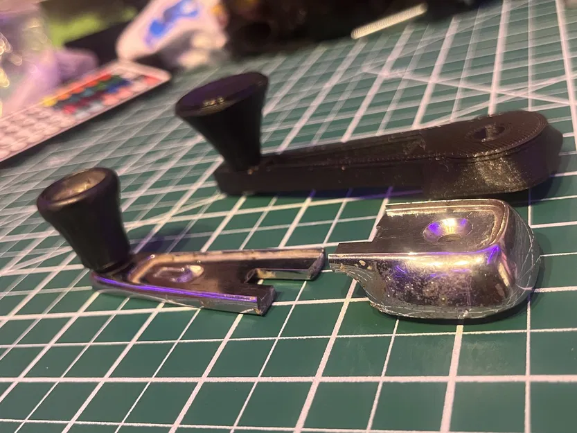 Tay quay cửa sổ Unimog 1974 cho xe Mercedes - Image 8