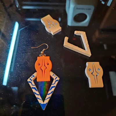 Bông tai xoay Ahsoka Tano có thể kết hợp màu sắc