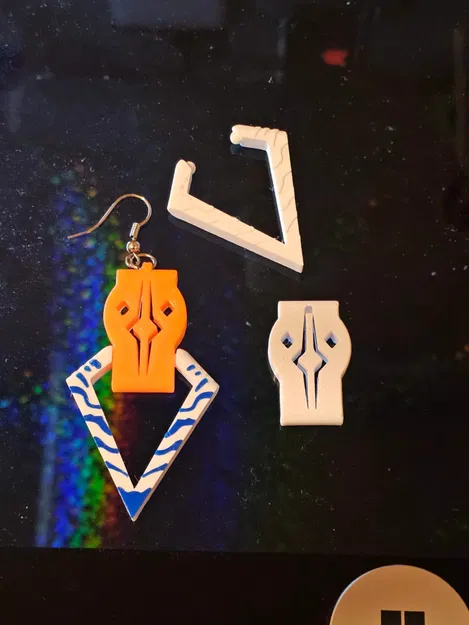 Bông tai xoay Ahsoka Tano có thể kết hợp màu sắc - Image 5