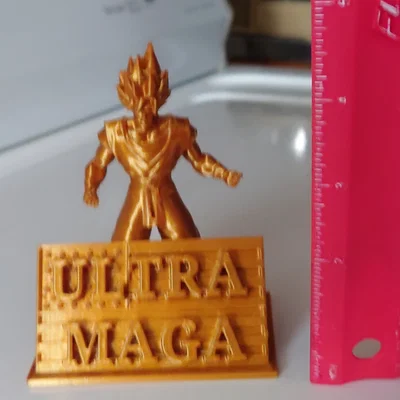 Meme áo thun Trump/Goku siêu hài hước
