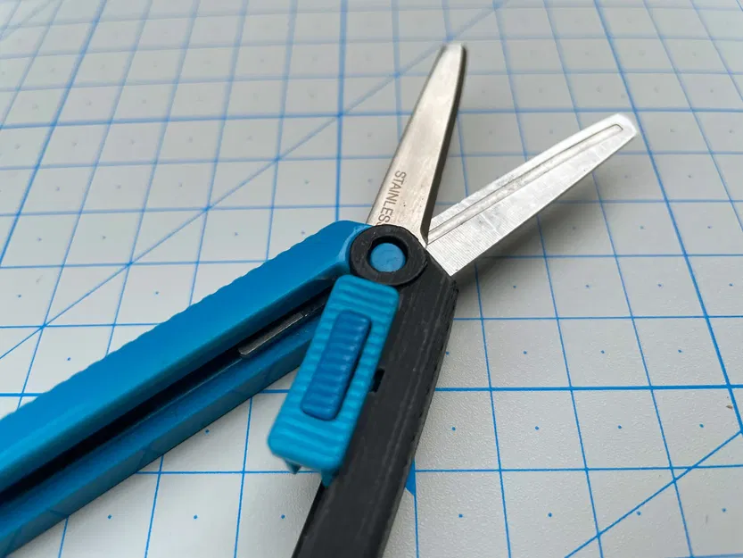 Thay thế tay cầm bên phải cho kéo MIDORI Compact - Image 1