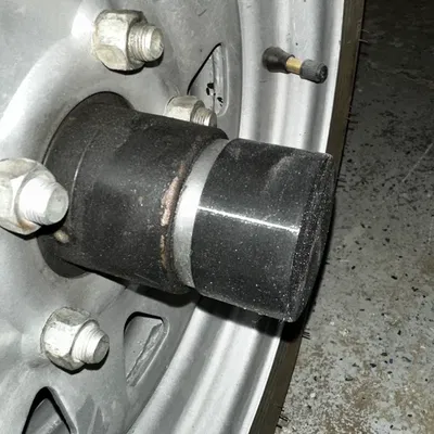 Nắp đậy Bearing Buddy 2 inch chống bụi và nước