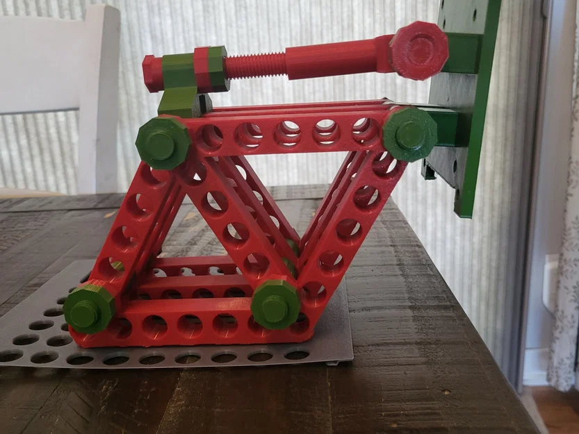 Giá đỡ màn hình điều chỉnh Qube 500 cho bàn làm việc gọn gàng - Image 1