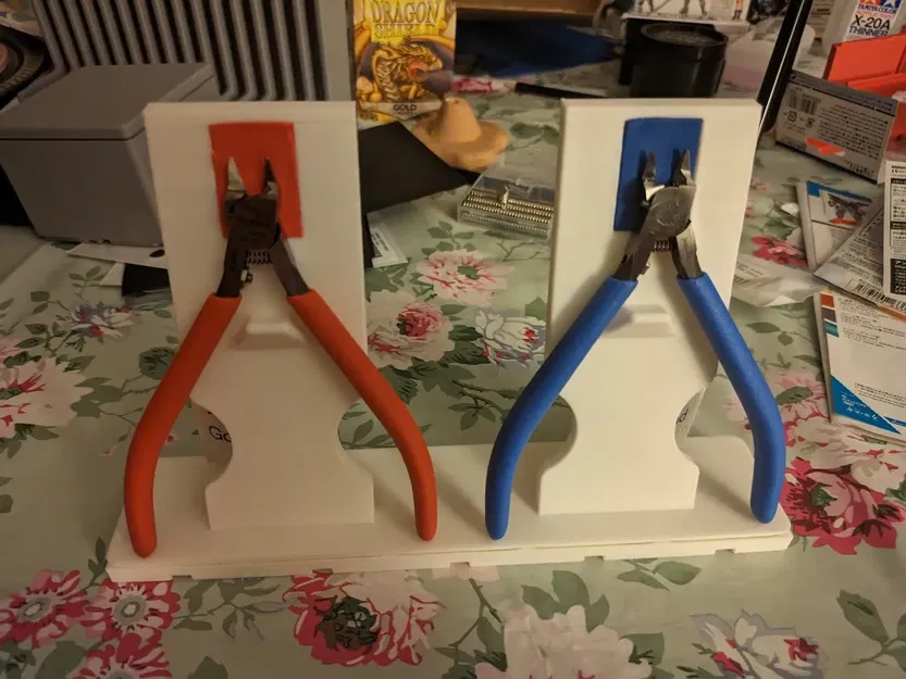 Giá đỡ Nipper Gunpla x2 trên đế Gridfinity Refined - Image 1