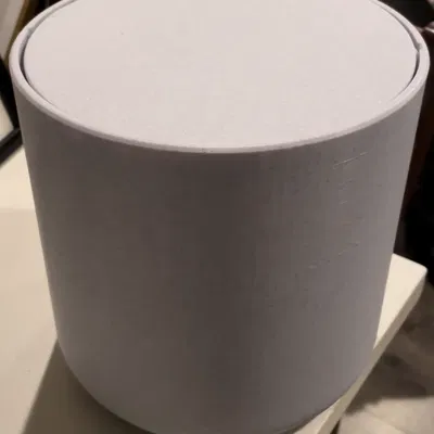 Thùng rác nhỏ có nắp tự động đóng