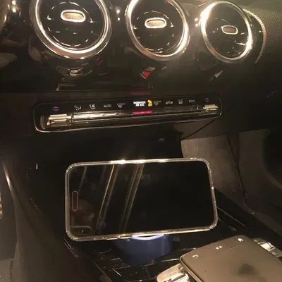 Giá đỡ điện thoại cho cốc xe hơi 73 mm