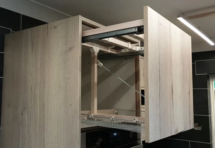 Giá đỡ dụng cụ bếp tích hợp cho nồi và chảo - Image 4